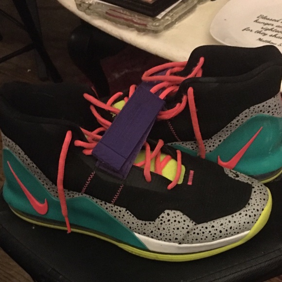 10.5 - Picture 1 of 1